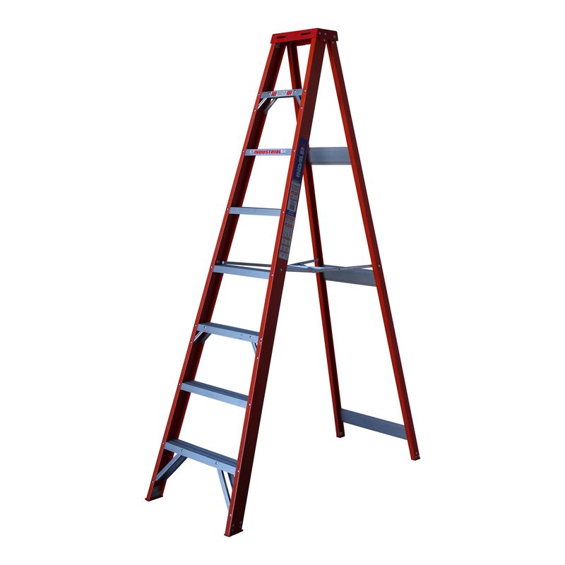 Indalex TRDSF8 2.4M Industrial Fibreglass 135KG Tradesman Single Sided Step Ladder side angle view on white background